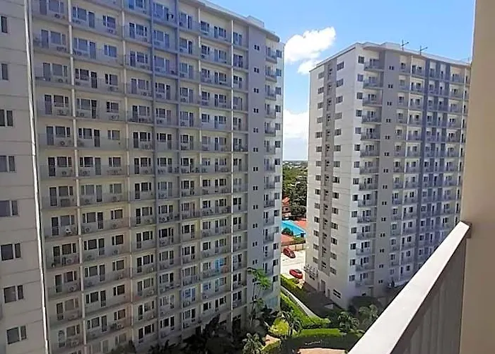 A&d South Residences Staycation 호텔 3*